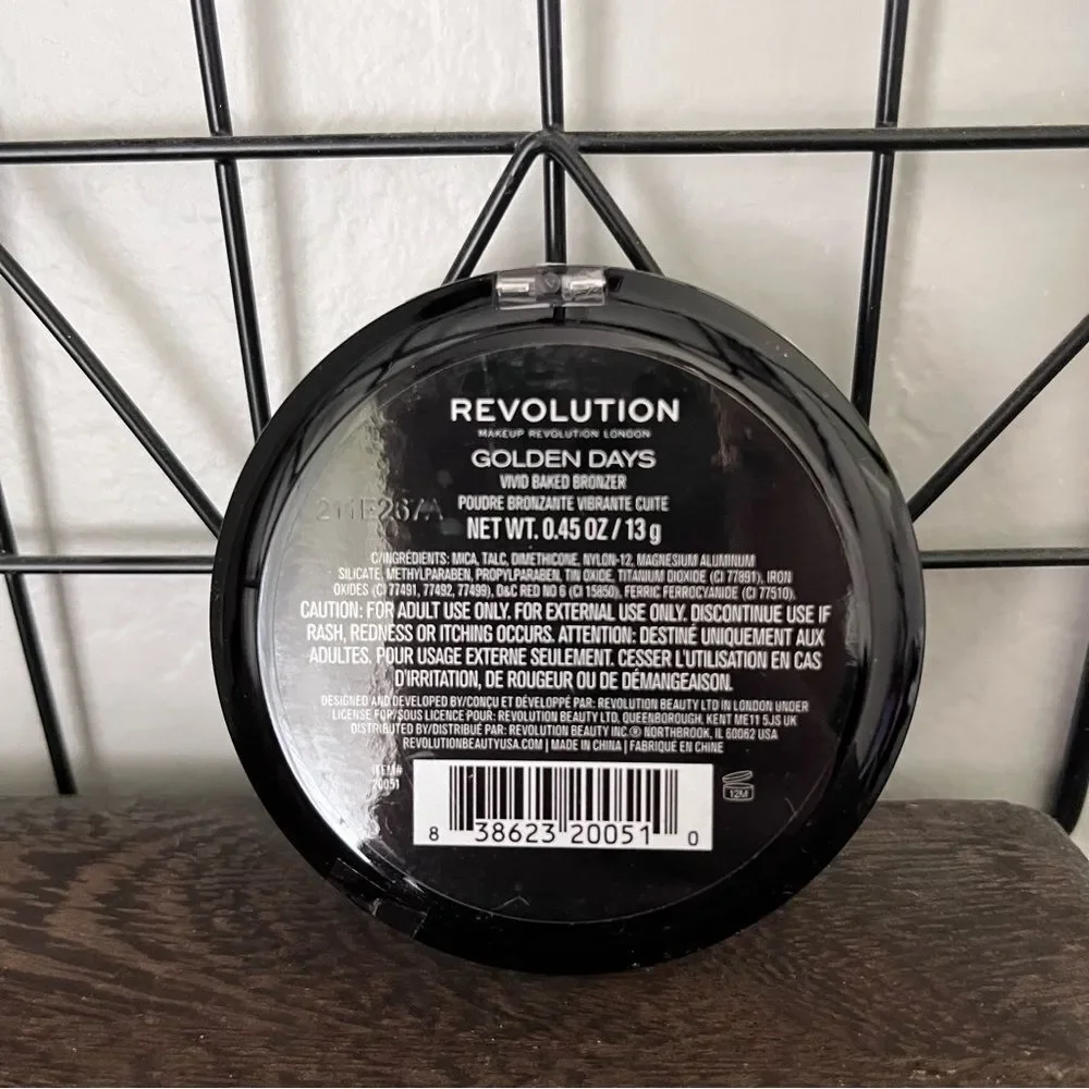 Revolution Vivid Baked Bronzer in Golden Days